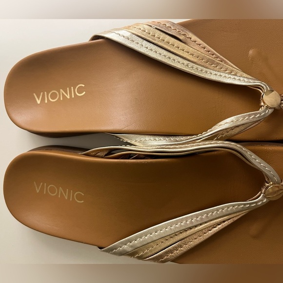 Vionic Catalina Sandals in Mix Metallic - Picture 5 of 15